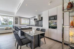 Alcazaba Lagoon - Lujoso apartamento de 2 dormitorios