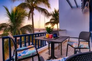 Casa Natalie La Marina - 卡列罗港