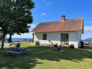 Hamnstuga i Hästholmens småbåtshamn - Brevik