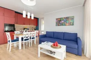 Beautiful & Spacious 2 Bedroom Apartment Mickiewicza by Noclegi Renters - Połczyno