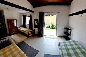 Cantinho para descansar à 200mts da praia.