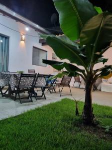 Cantinho para descansar à 200mts da praia.