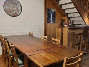 Chalet confort 10 pers, proche pistes, jardin, BBQ, wifi - FR-1-733-142