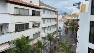 Apartamento a 40 metros de Playa San Telmo y Lago Martiánez