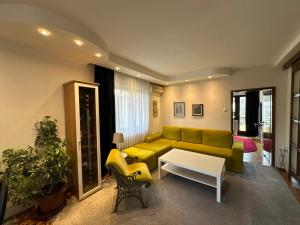 OKSA APARTMENT