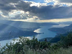 La Parenthèse - Annecy- Grande Terrasse - Chambre - Garage