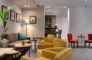 Hotels Le Littre : photos des chambres