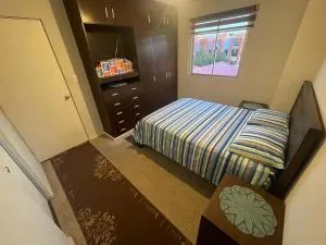 London Family home - Colcapirua