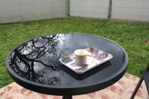 Makra-tető Öregtölgy Apartman - Cserkút