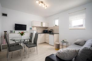 Charming Apartments Rose 1&2 with pool