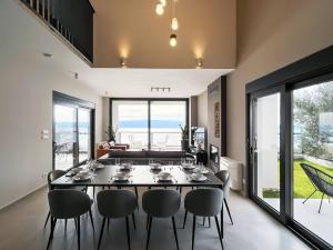 Luxury Villa Ovation heated pool sea view