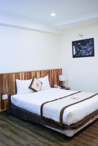 Phòng Tiêu Chuẩn Giường Lớn (Standard King Room)