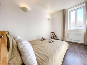 Maisons de vacances Charmante Maison de Village - Plages 30- : photos des chambres
