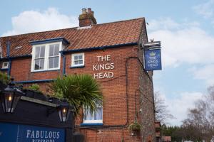 The Kings Head Wroxham by Greene King Inns
