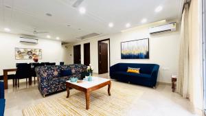 BluO Elegant 4BHK Saket - Lift, Balcony, Parking