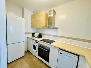 AquaHome- Precioso apartamento con piscina, 3 minutos a pie de Vera Playa