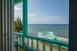 Ocean View King Room at Sahara Hotel