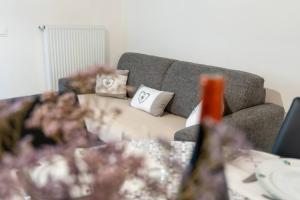 Maisons de vacances Le Reseda, maison avec jardin : photos des chambres