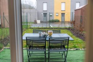 Maisons de vacances Le Reseda, maison avec jardin : photos des chambres