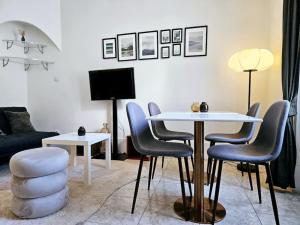 The Theodora Suite - Duke Housing