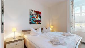 strandnahe FeWo mit Schwimmbad im Haus, Liebeskind 80, Binz