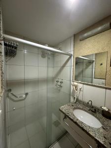 Resort Golden Dolphin Grand Hotel 517 - com roupa de cama e banho