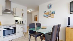 strandnahe FeWo mit 2 Schlafzimmern und Balkon, Königin Augusta, Binz