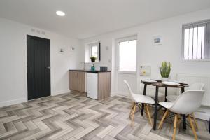 Matlock Studio 7 - Coventry