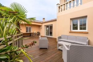 Maisons de vacances Charming house with covered swimming pool and garden : photos des chambres