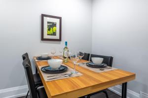 Niagara Nest - Comfy 1BR and 1BA Close to the Falls