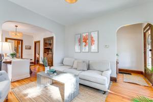 4 Mi to Downtown Denver Washington Park Hideaway!