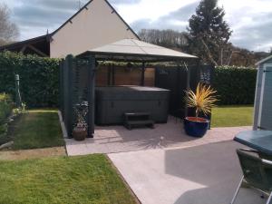 6bis rue de la boussaquiere st broladre