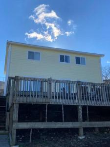 Lakeshore-BachelorBachelorette Parties welcomed!