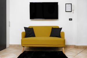 Dea Clodia studio flat