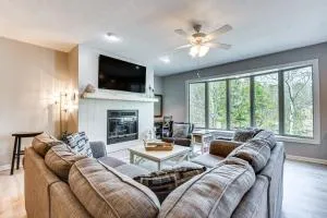 Lake Keowee Resort Condo Pool, Beach, Golf Access - Salem