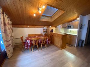 Appartement familial, proche centre, avec WIFI et parking - FR-1-693-41