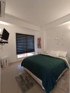 Margarita & More, Ocean