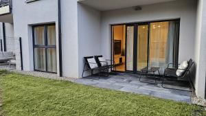 Stary Tartak nad jeziorem Drwęckim - MAZURIA APARTAMENTY