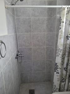 DEPARTAMENTO 1E REFUGIO DEL PARANA Alquiler ZONA PARQUE MITRE FACULTAD DE MEDICINA Y VETERINARIA