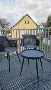 Ferienwohnung AS5 One Bamberg - modern in ruhiger Lage mit Balkon - 哈尔施塔特