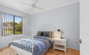 Hazel Beach House - Ocean Views & Coastal Charm