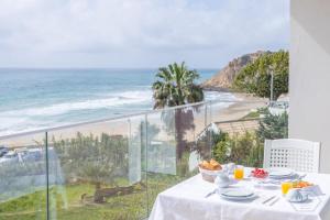 MC Suites Burgau with amazing front sea view
