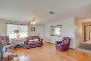 Hawkins Vacation Rental w On-Site Lake Access!