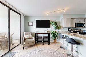 Gulf Shores Surf & Racquet Club #505A