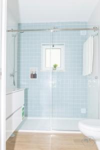 MC Suites Burgau with amazing front sea view