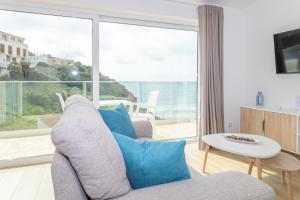MC Suites Burgau with amazing front sea view