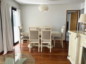 Depto Chola - Depto Zona La Perla Con Vista al Mar Para 4 PAX Con Cochera - Hola Sur