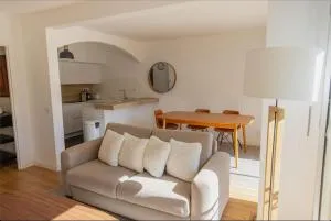 T2 avec terrasse. Résidence piscine/parking - La Bouillabaisse