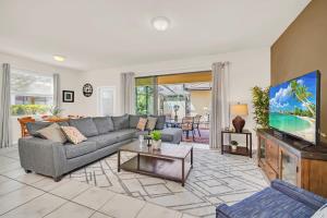 Windsor at Westside Corner Unit Next to Amenities