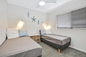 Coastal Chic Apartment - Mooloolaba and Alex